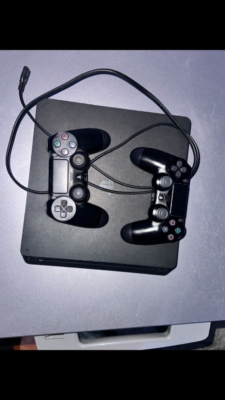 PS4