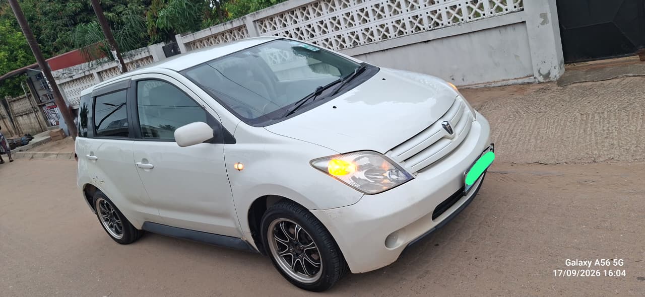 Toyota Ist